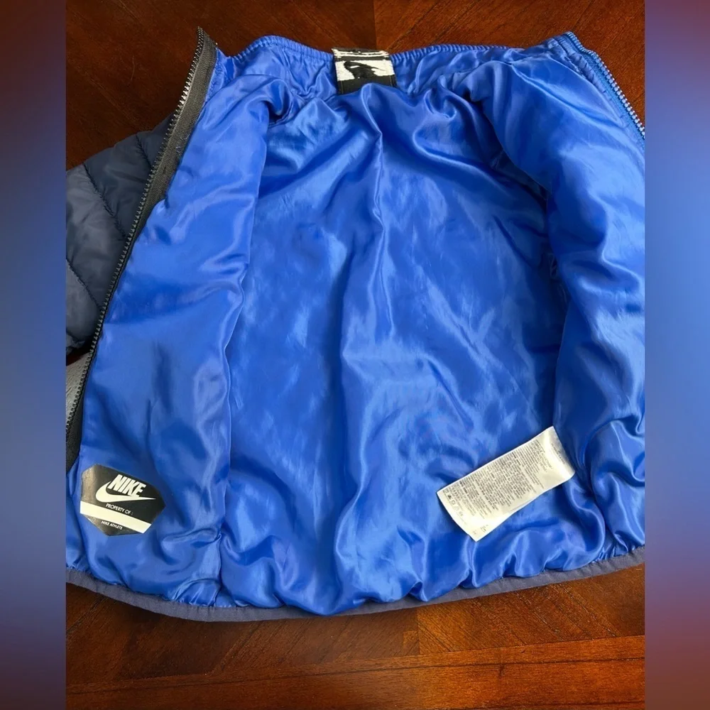 Nike stylish puffer